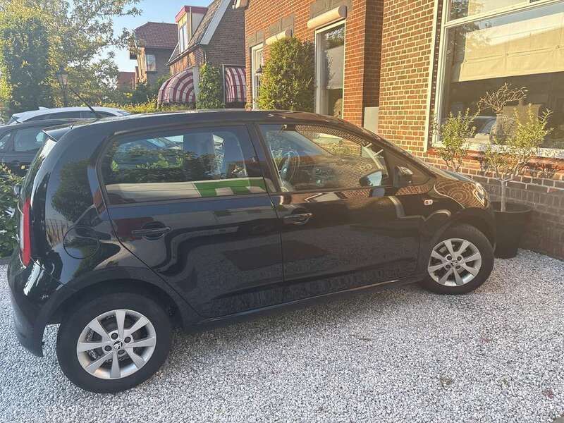Zwart Gebruikt 2014 Skoda Citigo Drive Hatchback | € 4.500 (Goede deal) - Afbeelding 1/4