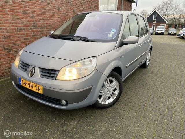Beige Gebruikt 2004 Renault Scénic II Dynamique MPV | € 2.750 (Duur) - Afbeelding 1/4