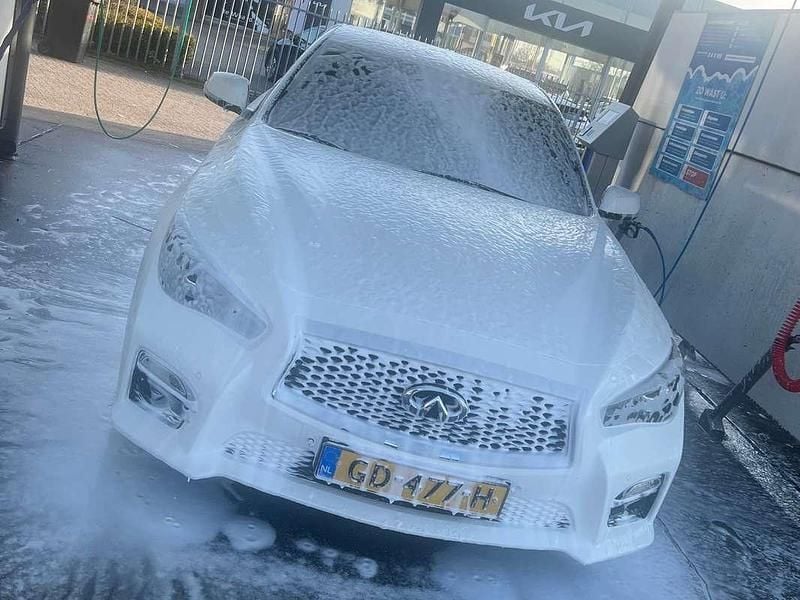 Wit Gebruikt 2015 Infiniti Q50 Sedan | € 10.000 - Afbeelding 1/4