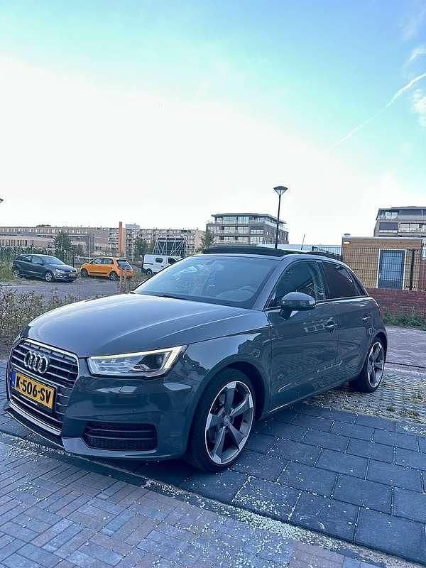 Grijs Gebruikt 2016 Audi A1 S-Line Hatchback | € 13.500 (Eerlijke prijs) - Afbeelding 1/4