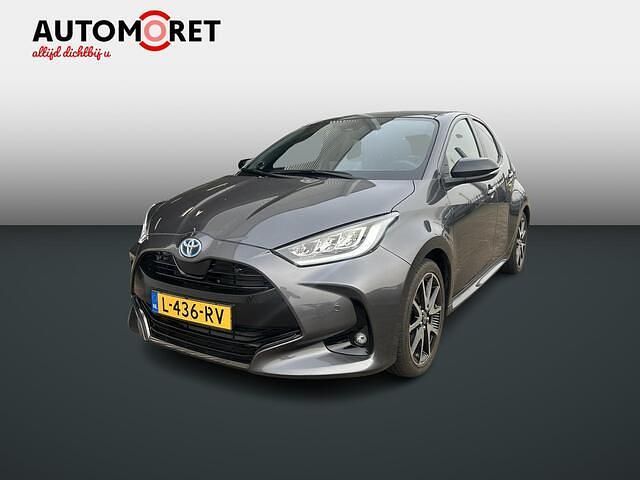 Occasion Toyota Yaris Executive 116 PK (85 kW) 2021 Grijs Hatchback