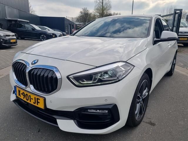 Occasion BMW 116 Executive 109 PK (80 kW) 2021 Wit Hatchback