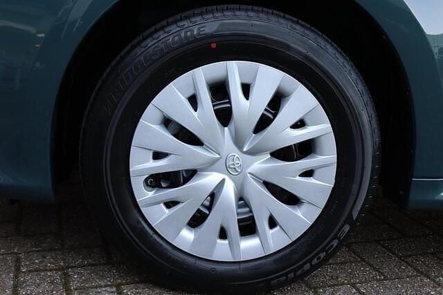 Nieuw Toyota Yaris Comfort 116 PK (85 kW) 2026 Groen Hatchback