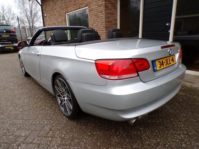 Occasion BMW 320 Cabriolet Executive 170 PK (125 kW) 2008 Grijs, metallic lak Cabriolet