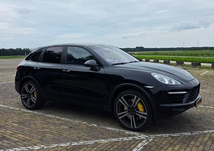 Gebruikt 2010 Porsche Cayenne Turbo SUV | € 29.700 (Eerlijke prijs) - Afbeelding 1/4