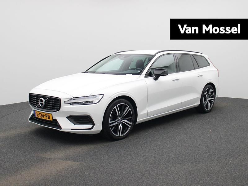 Wit Gebruikt 2021 Volvo V60 Momentum Stationwagen | € 25.400 (Goede deal) - Afbeelding 1/4