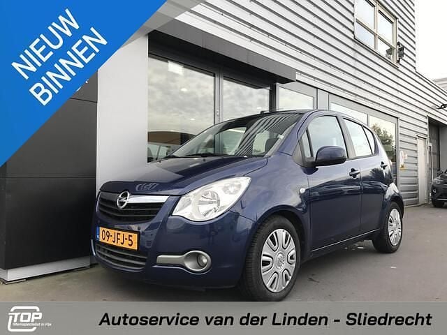 Blauw Gebruikt 2009 Opel Agila Enjoy Hatchback | € 6.350 (Eerlijke prijs) - Afbeelding 1/4