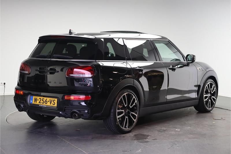 Occasion Mini John Cooper Works Clubman Comfort 179 PK (131 kW) 2022 Zwart Stationwagen