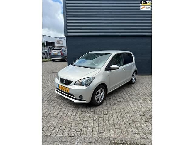 Grijs Gebruikt 2014 Seat Mii Reference Hatchback | € 4.750 (Eerlijke prijs) - Afbeelding 1/4