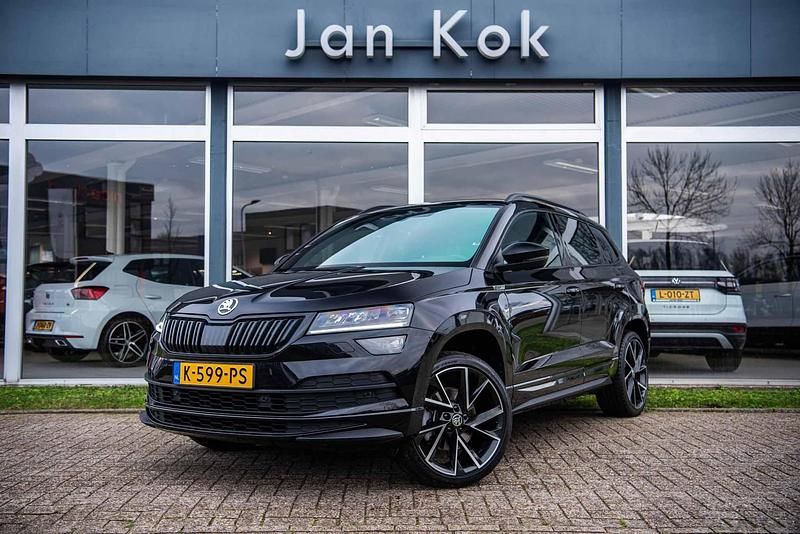Zwart Occasion 2021 Skoda Karoq Business Line SUV | € 25.900 (Eerlijke prijs) - Afbeelding 1/4