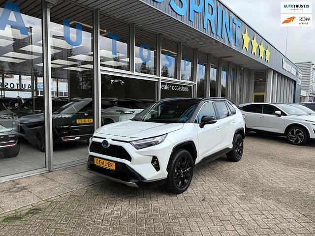 Wit Occasion 2025 Toyota RAV4 Style SUV | € 42.999 (Goede deal) - Afbeelding 1/4