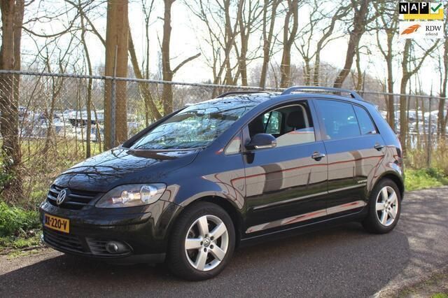 Zwart, metallic lak Gebruikt 2008 VW Golf Plus Sportline MPV | € 6.995 - Afbeelding 1/4