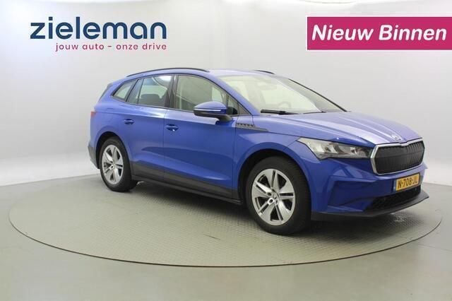 Grijs Gebruikt 2021 Skoda Enyaq iV SUV | € 22.845 (Goede deal) - Afbeelding 1/4