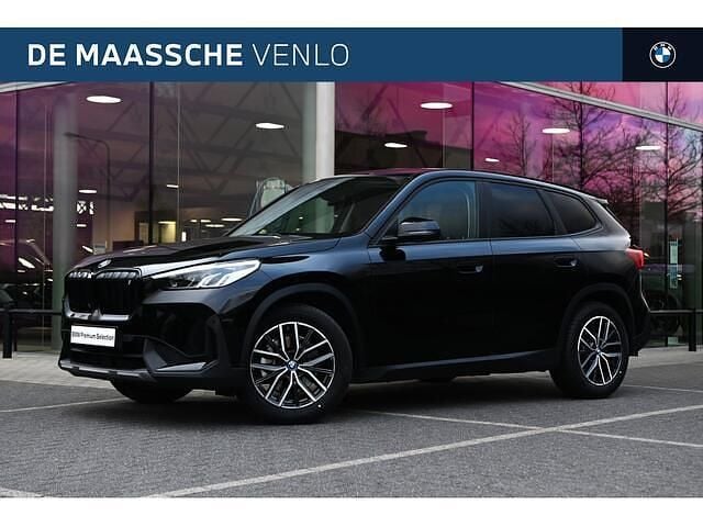 Zwart Occasion 2023 BMW iX1 SUV | € 37.950 (Goede deal) - Afbeelding 1/4
