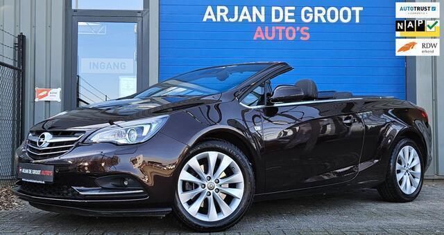 Bruin Gebruikt 2016 Opel Cascada Cabriolet | € 14.750 (Eerlijke prijs) - Afbeelding 1/4
