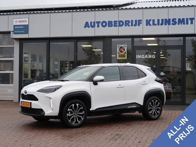 Wit Occasion 2022 Toyota Yaris Cross Business Edition SUV | € 25.850 (Eerlijke prijs) - Afbeelding 1/4