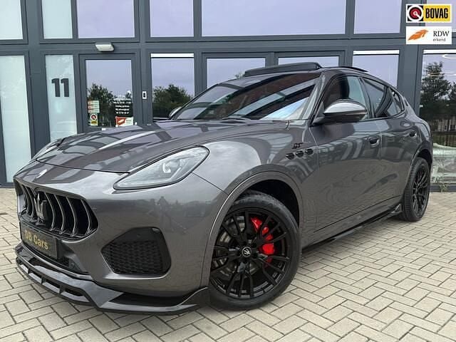 Grijs (metallic) Gebruikt 2023 Maserati Grecale GT SUV | € 69.900 - Afbeelding 1/4