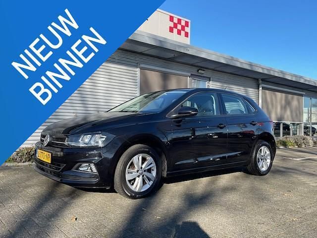 Hatchback Gebruikt 2021 VW Polo Comfortline Hatchback | € 15.950 (Eerlijke prijs) - Afbeelding 1/4