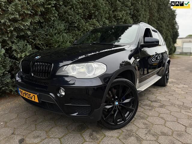 Zwart Gebruikt 2011 BMW X5 Executive SUV | € 15.750 (Eerlijke prijs) - Afbeelding 1/4