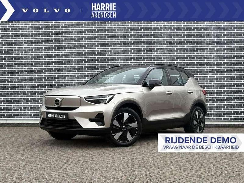 Grijs Gebruikt 2023 Volvo XC40 Plus SUV | € 36.399 (Super prijs) - Afbeelding 1/4
