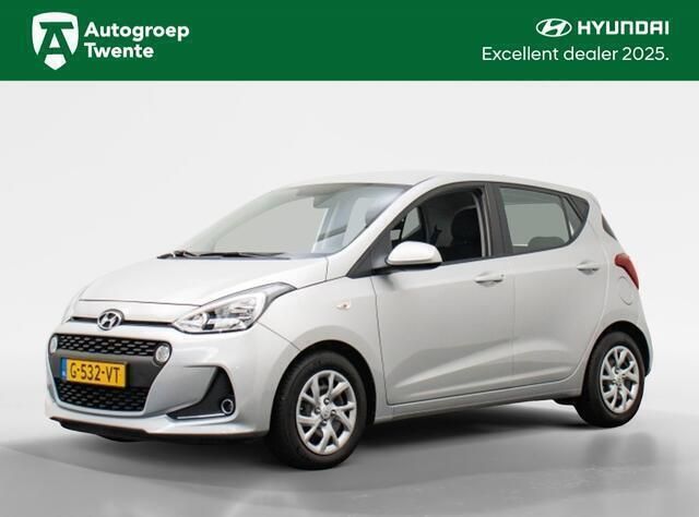 Sleek silver (grijs metallic) Gebruikt 2020 Hyundai i10 Comfort Hatchback | € 10.950 (Eerlijke prijs) - Afbeelding 1/4