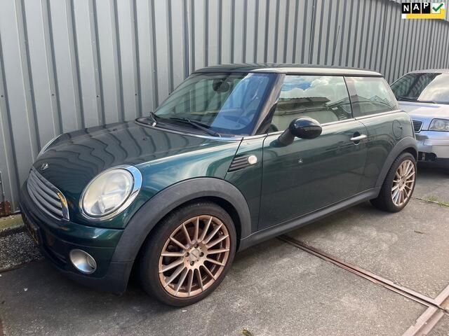 Groen Gebruikt 2007 Mini ONE Hatchback | € 2.250 (Super prijs) - Afbeelding 1/4