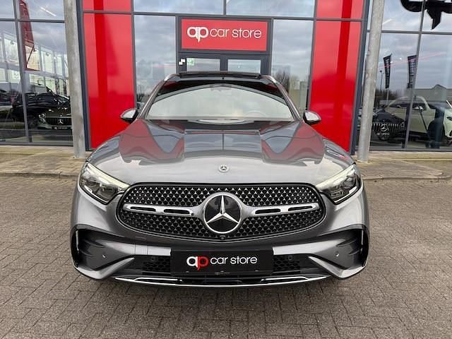 Occasion Mercedes GLC300e AMG line 313 PK (230 kW) 2023 Grijs SUV