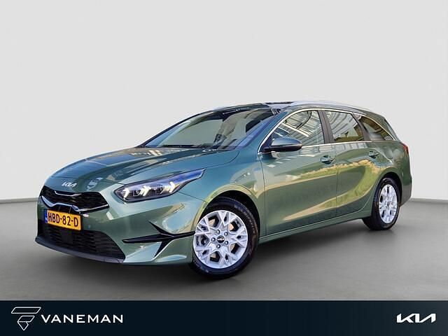 Groen Occasion 2025 Kia Ceed Sportswagon Stationwagen | € 29.935 (Goede deal) - Afbeelding 1/4