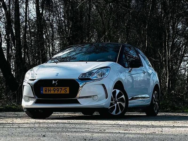 Wit Gebruikt 2017 DS Automobiles DS3 Chic Hatchback | € 7.950 (Goede deal) - Afbeelding 1/4