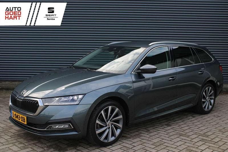 Grijs Gebruikt 2021 Skoda Octavia Business Line Stationwagen | € 20.895 (Eerlijke prijs) - Afbeelding 1/4
