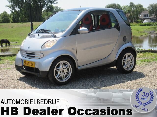 Grijs Gebruikt 2002 Smart ForTwo Coupé Passion Coupé | € 1.550 (Goede deal) - Afbeelding 1/4