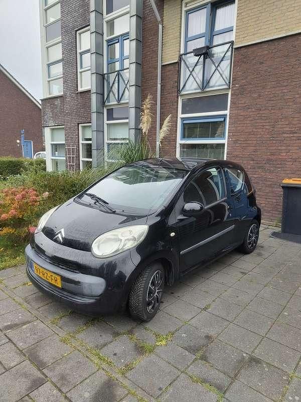 Zwart Gebruikt 2005 Citroën C1 Hatchback | € 2.100 (Eerlijke prijs) - Afbeelding 1/4