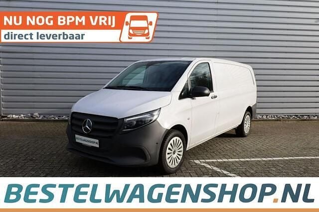 Wit Gebruikt 2024 Mercedes Vito Van | € 44.710 (Super prijs) - Afbeelding 1/4