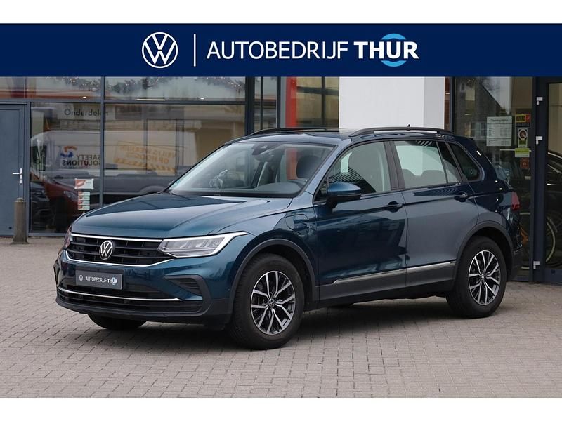 Blauw Gebruikt 2021 VW Tiguan Pro SUV | € 31.950 (Eerlijke prijs) - Afbeelding 1/4