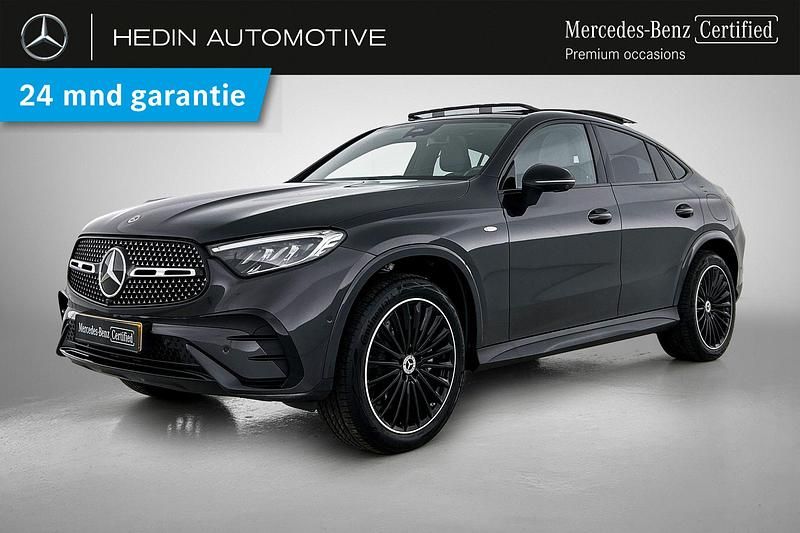Grijs Nieuw 2025 Mercedes GLC300e Sport Edition Coupé | € 79.900 (Duur) - Afbeelding 1/4