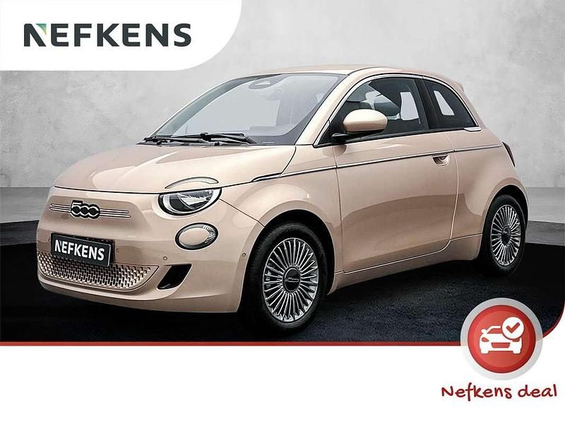 , metallic lak Occasion 2024 Fiat 500e Hatchback | € 35.010 - Afbeelding 1/4