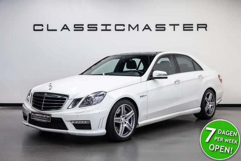 Wit, metallic lak Gebruikt 2010 Mercedes E63 AMG AMG Sedan | € 49.950 - Afbeelding 1/4