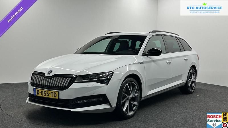 Wit Occasion 2021 Skoda Superb Business Line Stationwagen | € 23.199 (Eerlijke prijs) - Afbeelding 1/4