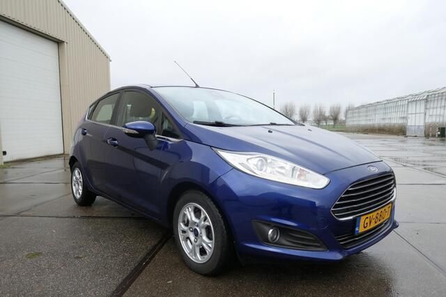 Occasion Ford Fiesta Titanium 95 PK (69 kW) 2015 Blauw, metallic lak Hatchback