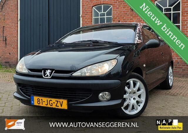 Occasion Peugeot 206 CC 136 PK (100 kW) 2002 Zwart Cabriolet