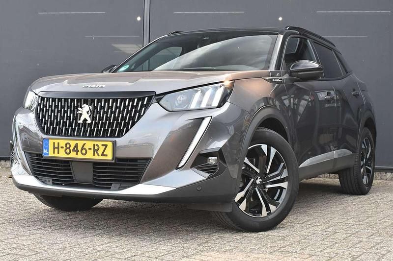 Grijs, metallic lak Gebruikt 2020 Peugeot 2008 GT-line SUV | € 17.400 (Iets duurder) - Afbeelding 1/4