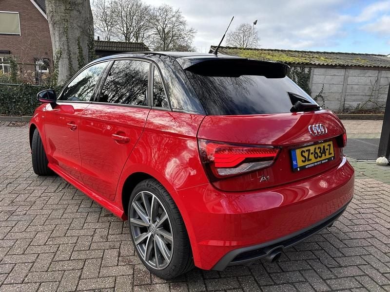 Occasion Audi A1 Sportback S-Line 95 PK (69 kW) 2018 Rood Hatchback