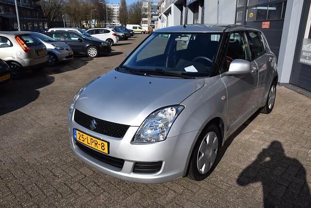 Occasion Suzuki Swift Cool 93 PK (68 kW) 2010 Grijs Hatchback