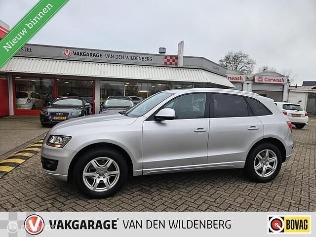 Grijs Occasion 2009 Audi Q5 Premium SUV | € 15.750 (Eerlijke prijs) - Afbeelding 1/4