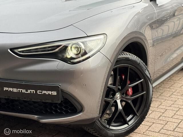 Grijs Gebruikt 2019 Alfa Romeo Stelvio Super SUV | € 32.950 (Super prijs) - Afbeelding 1/4
