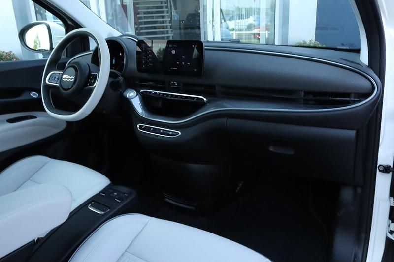 Occasion Fiat 500e La Prima 69 kW (95 PK) 2025 Wit Hatchback