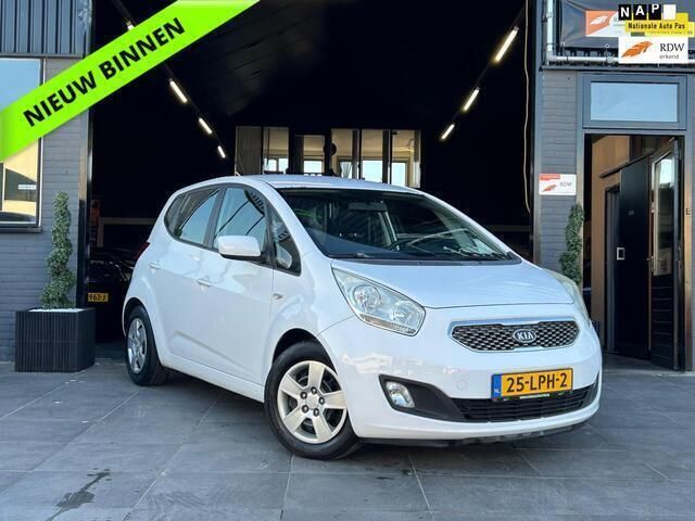 Wit Gebruikt 2010 Kia Venga Hatchback | € 5.444 (Eerlijke prijs) - Afbeelding 1/4