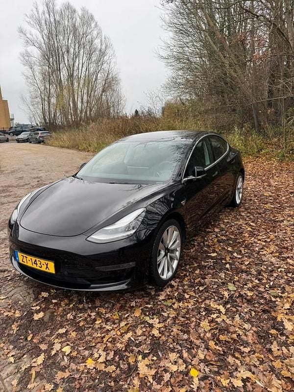 Gebruikt 2019 Tesla Model 3 Performance Sedan | € 23.500 (Goede deal) - Afbeelding 1/4