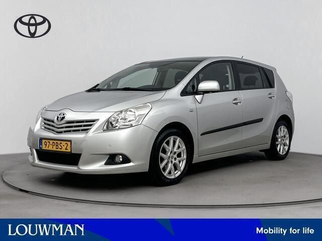 Grijs Gebruikt 2011 Toyota Verso Business Edition MPV | € 11.450 (Eerlijke prijs) - Afbeelding 1/3