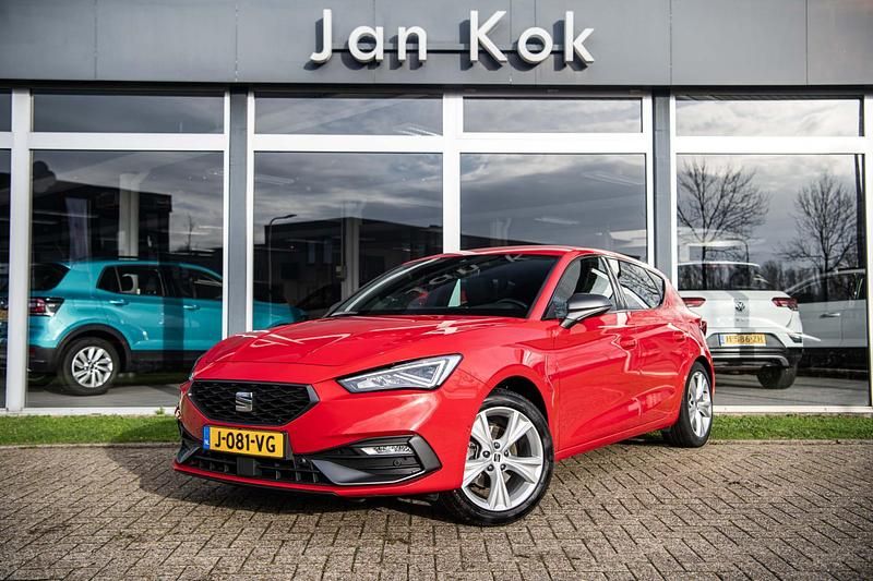 Occasion Seat Leon FR 112 PK (82 kW) 2020 Rood Hatchback